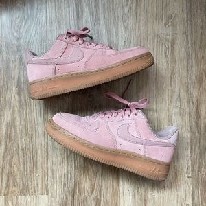 **SOLD** Nike Air Force 1 Particle Pink Gum